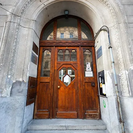 Apartment Buda's Hidden Heaven 2 Budapest